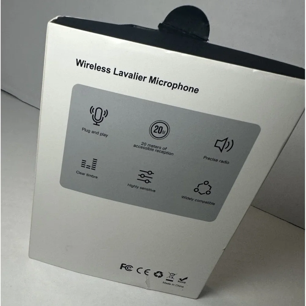Wireless Lavalier Microphone For iPhone Set Of 2 Clip-On Mic Set Vlog Podcast